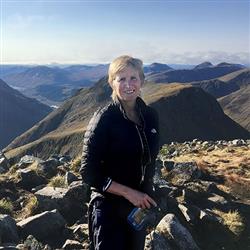 Dr Anne Connolly